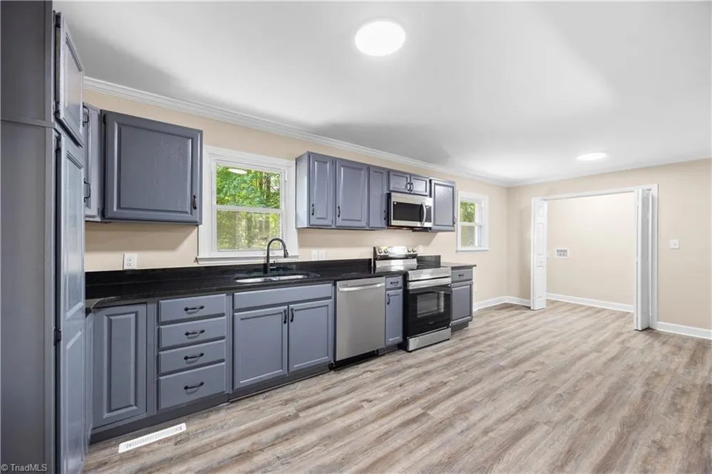 822 Birch Lane Kernersville, NC 27284