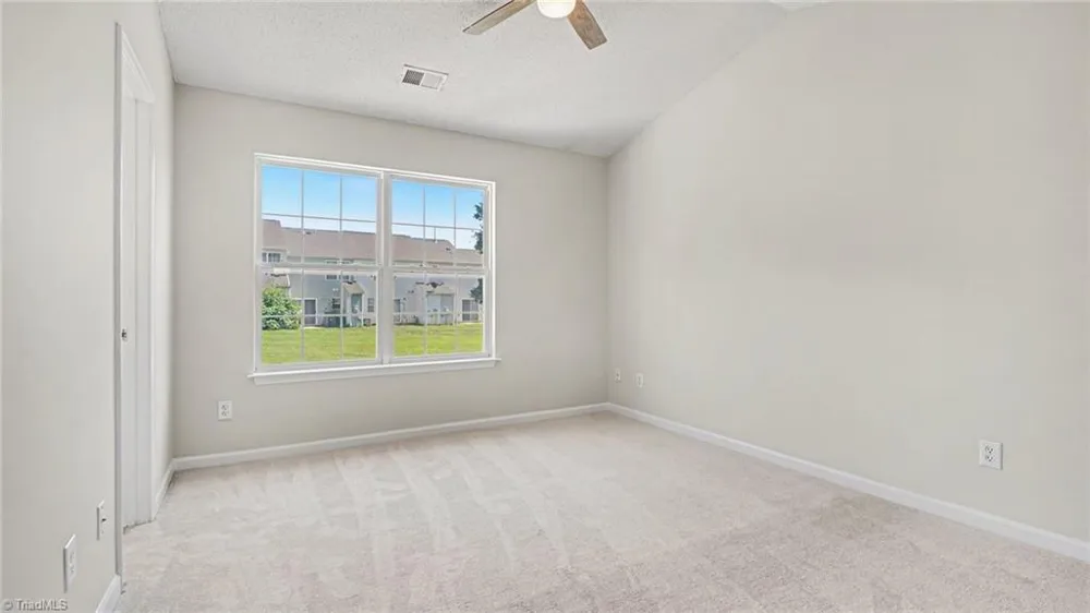 1133 Oak Blossom Way Whitsett, NC 27377