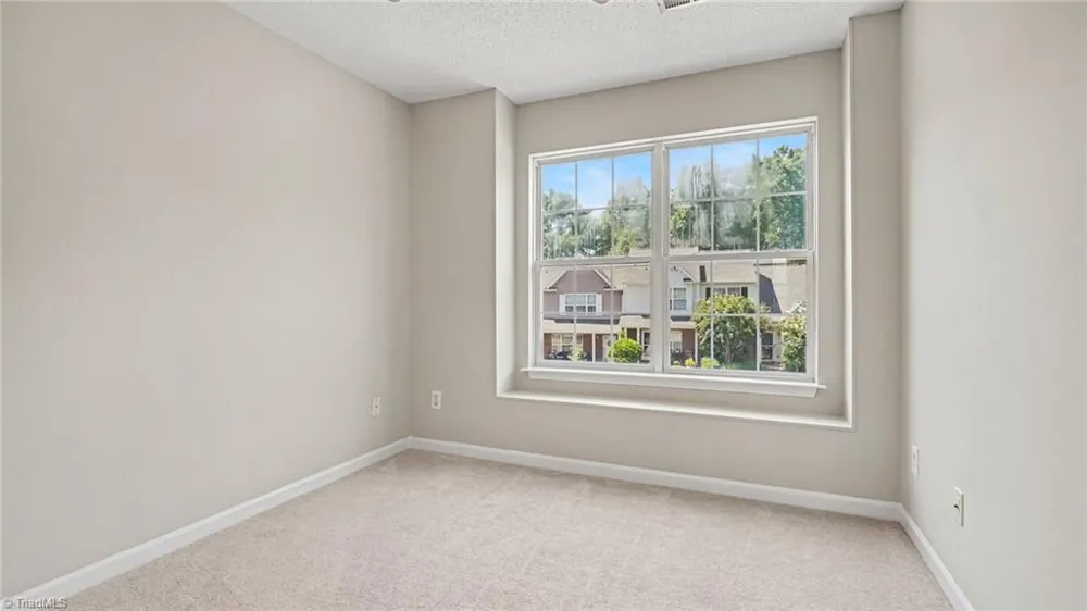 1133 Oak Blossom Way Whitsett, NC 27377