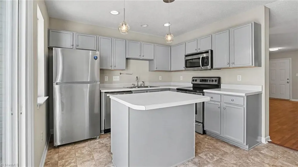 1133 Oak Blossom Way Whitsett, NC 27377