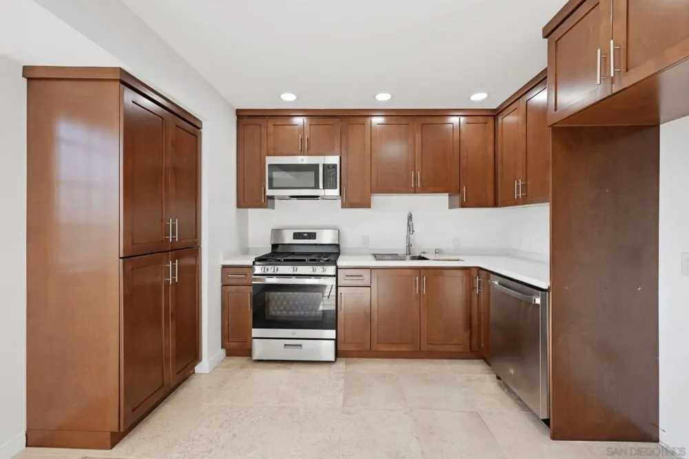 2473 Highland Ave. San Diego, CA 92105
