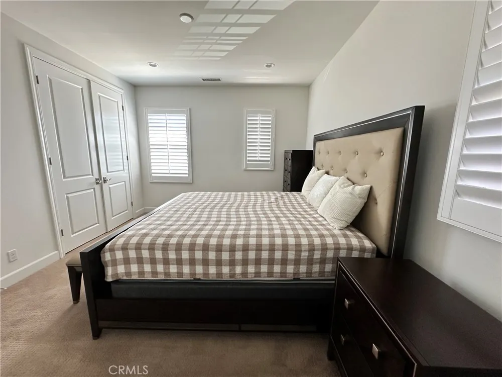 75 Cortland Irvine, CA 92620