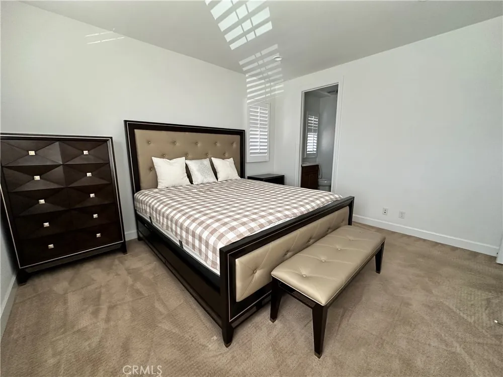 75 Cortland Irvine, CA 92620