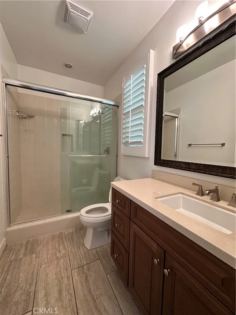 75 Cortland Irvine, CA 92620