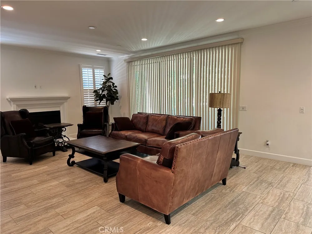75 Cortland Irvine, CA 92620