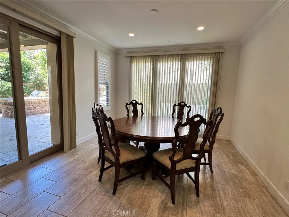 75 Cortland Irvine, CA 92620