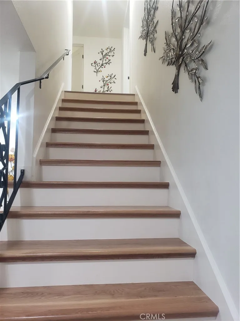 2758 W STOCKTON Anaheim, CA 92801