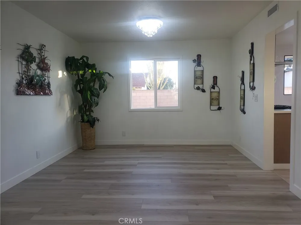 2758 W STOCKTON Anaheim, CA 92801