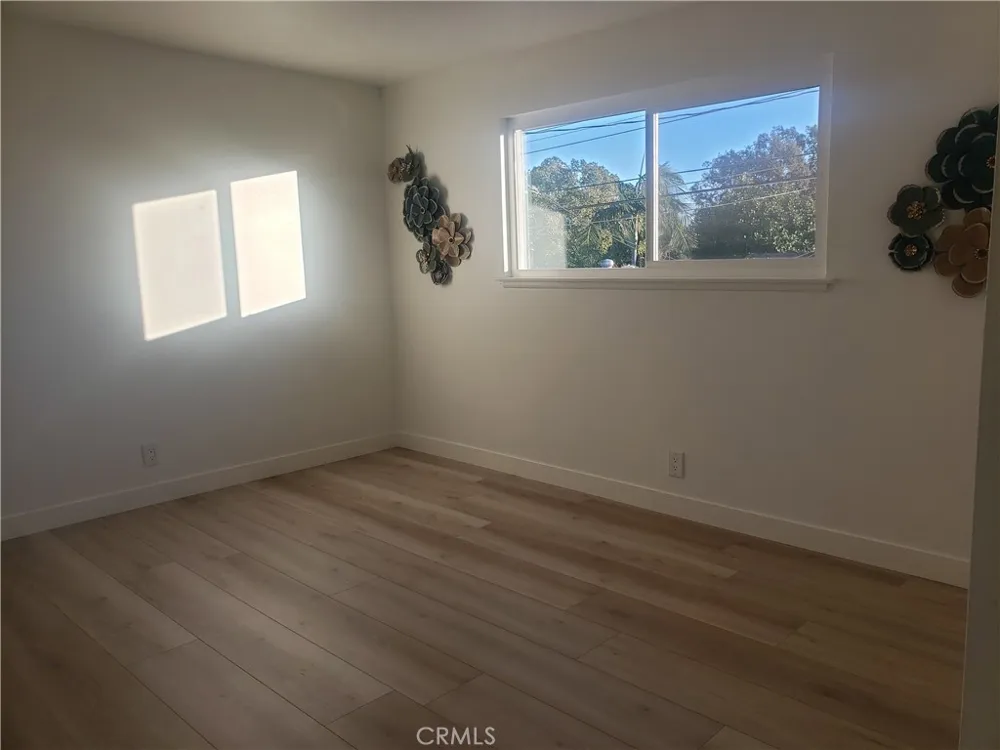 2758 W STOCKTON Anaheim, CA 92801