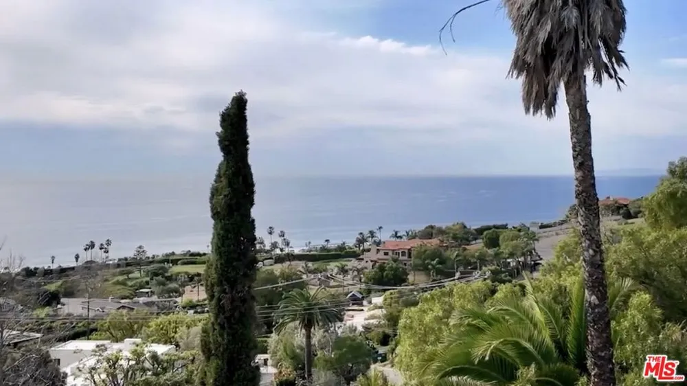 30087 Cuthbert Road Malibu, CA 90265