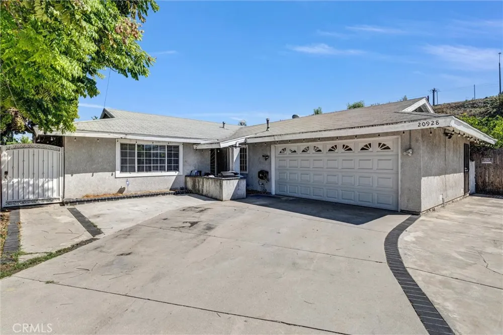 20928 Nectar Lakewood, CA 90715
