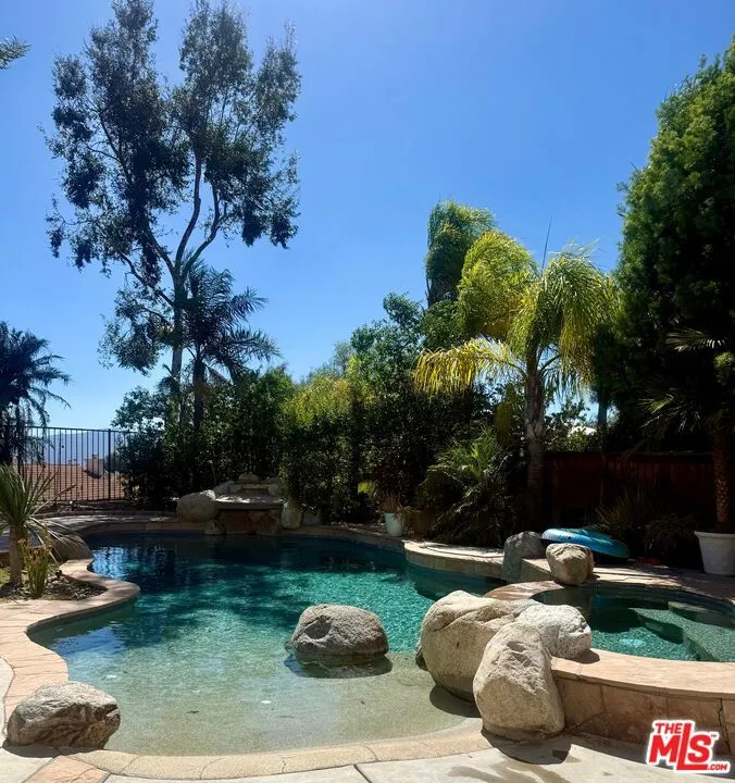 43033 Manchester Court Temecula, CA 92592