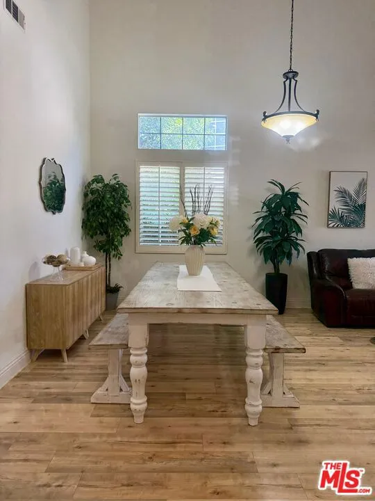 43033 Manchester Court Temecula, CA 92592