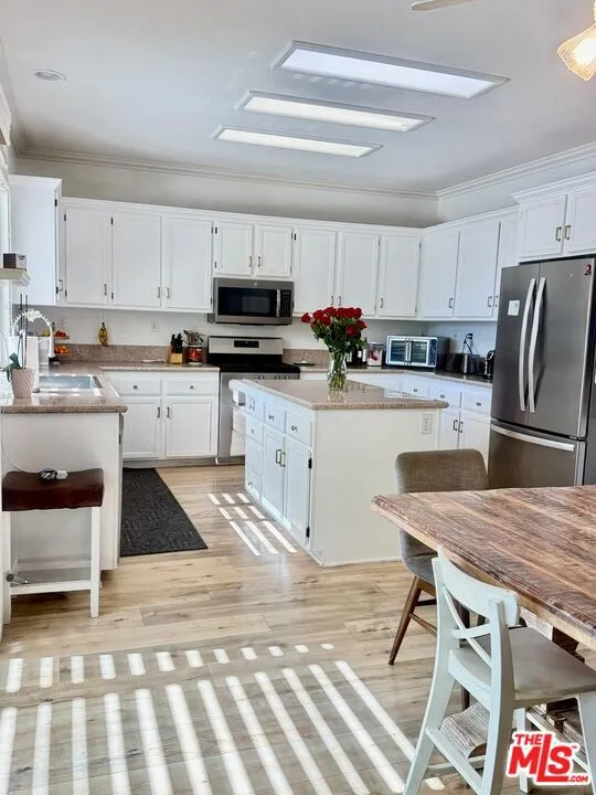 43033 Manchester Court Temecula, CA 92592