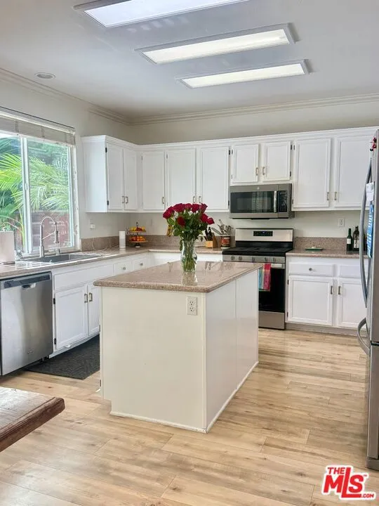 43033 Manchester Court Temecula, CA 92592