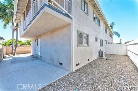 6631 Kingman Avenue #4 Buena Park, CA 90621