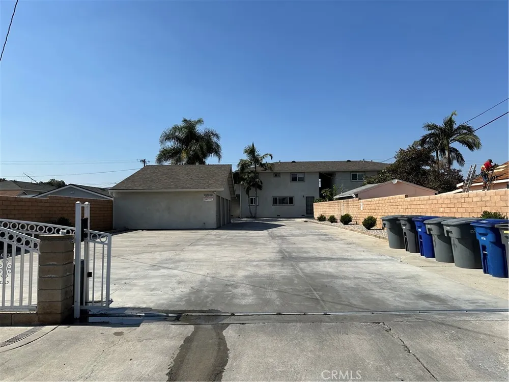 6631 Kingman Buena Park, CA 90621
