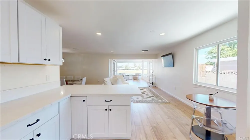 77630 California Drive Palm Desert, CA 92211
