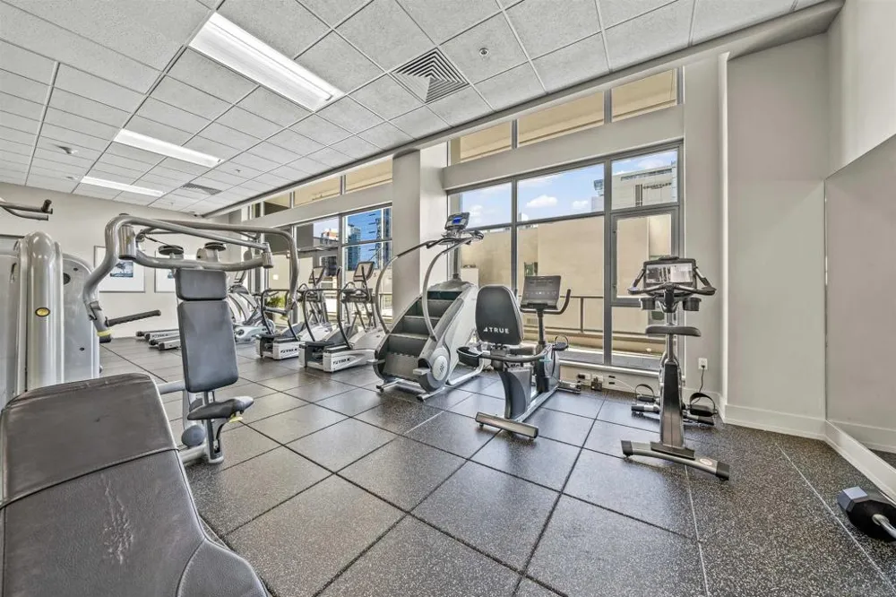 575 6th Ave #804 San Diego, CA 92101