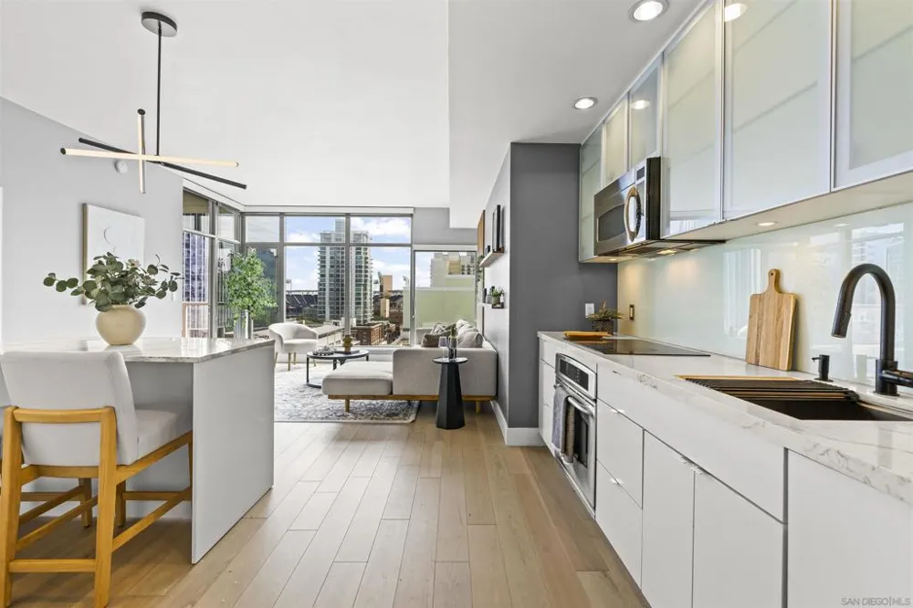 575 6th Ave #804 San Diego, CA 92101