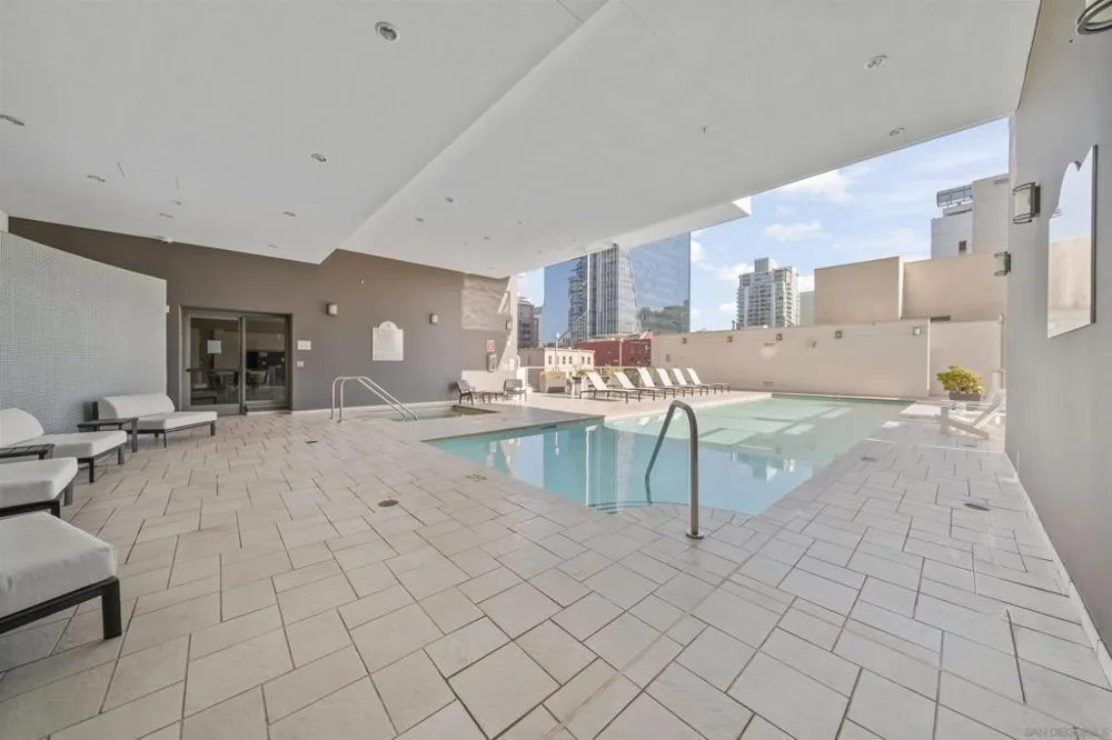 575 6th Ave #804 San Diego, CA 92101
