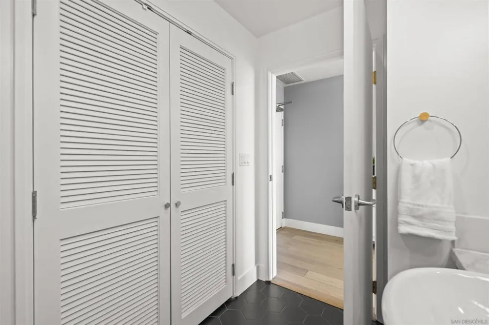 575 6th Ave #804 San Diego, CA 92101