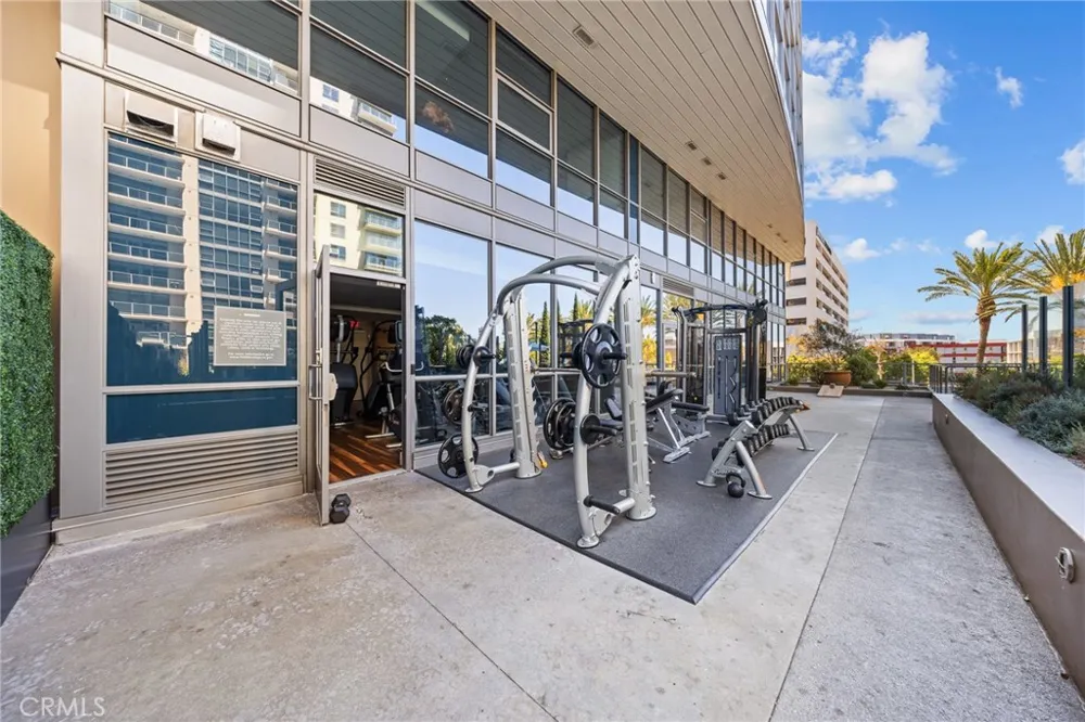 9 MacArthur Place #N502 Santa Ana, CA 92707