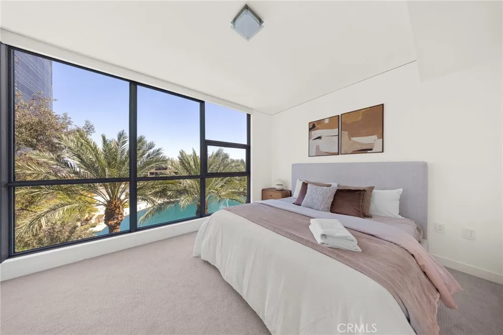 9 MacArthur Place #N502 Santa Ana, CA 92707