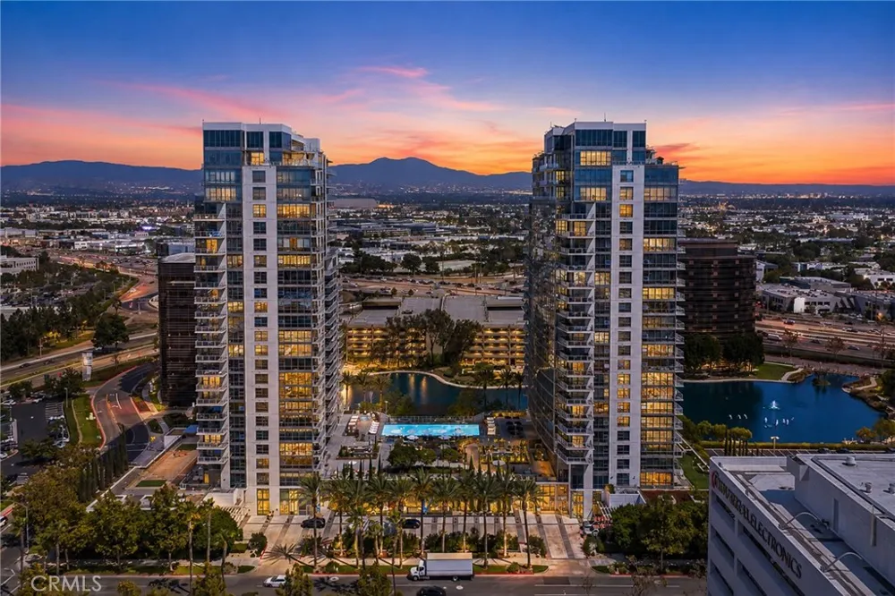 9 MacArthur Place #N502 Santa Ana, CA 92707