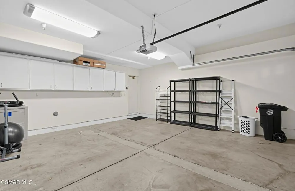 4106 W Kling Street Burbank, CA 91505