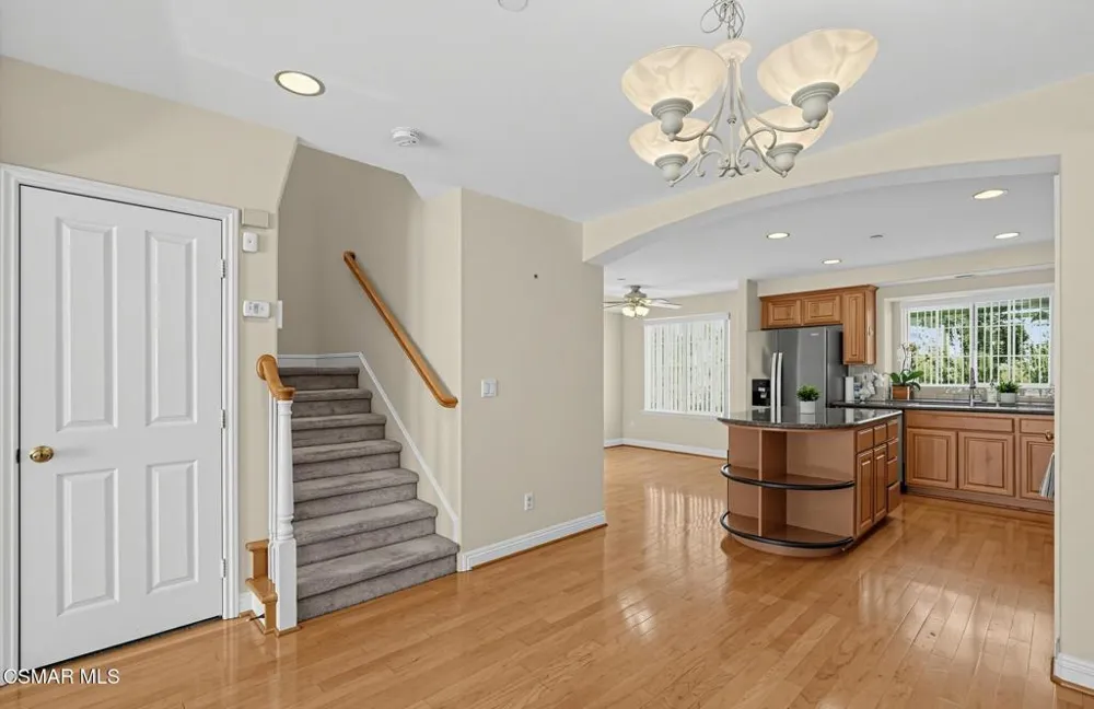 4106 W Kling Street Burbank, CA 91505