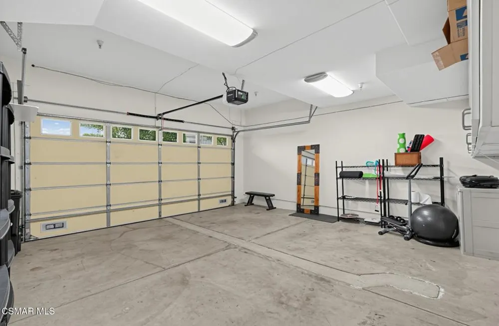 4106 W Kling Street Burbank, CA 91505
