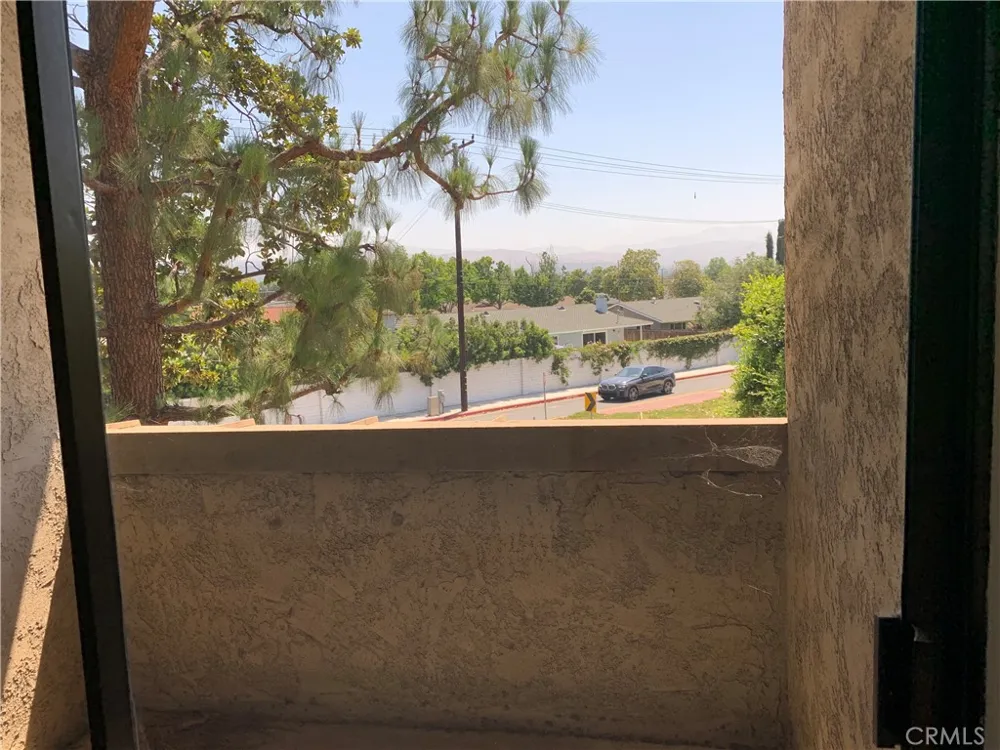 1131 E Main Tustin, CA 92780