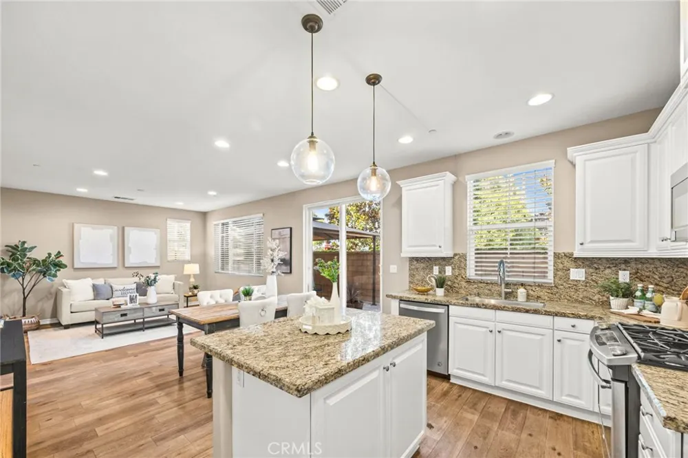 15813 Perrine Lane La Mirada, CA 90638