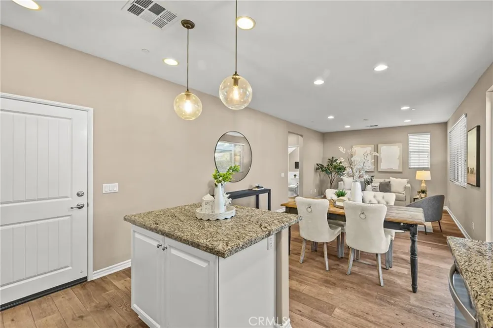 15813 Perrine Lane La Mirada, CA 90638