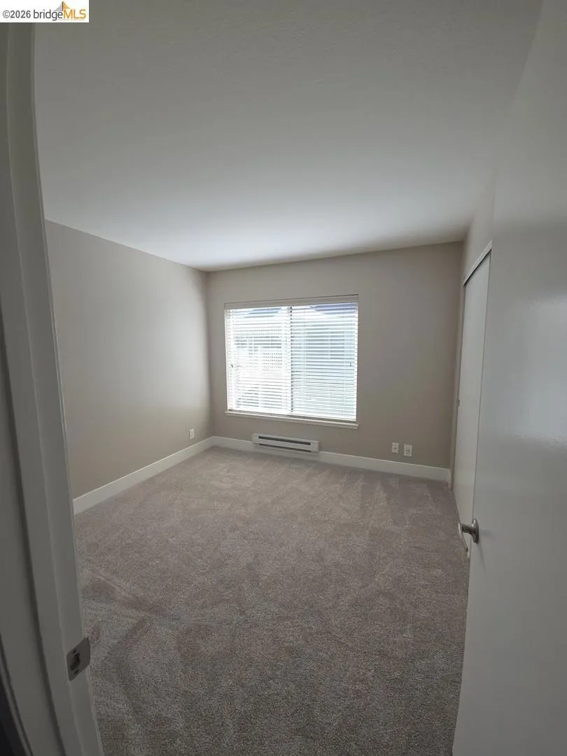 202 Shoreline CT Richmond, CA 94804