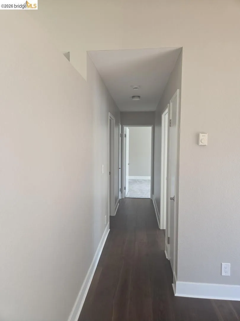 202 Shoreline CT Richmond, CA 94804