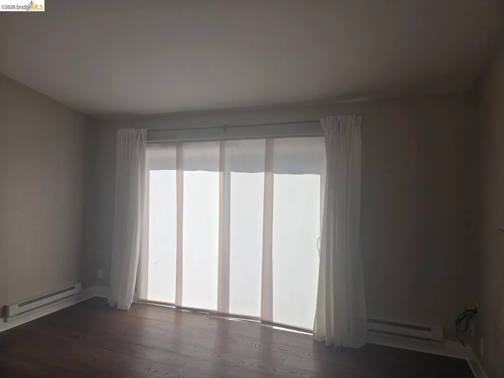 202 Shoreline CT Richmond, CA 94804