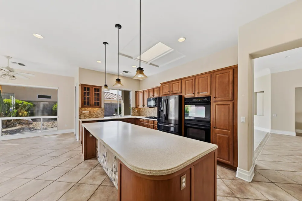 35690 Royal Sage Court Palm Desert, CA 92211