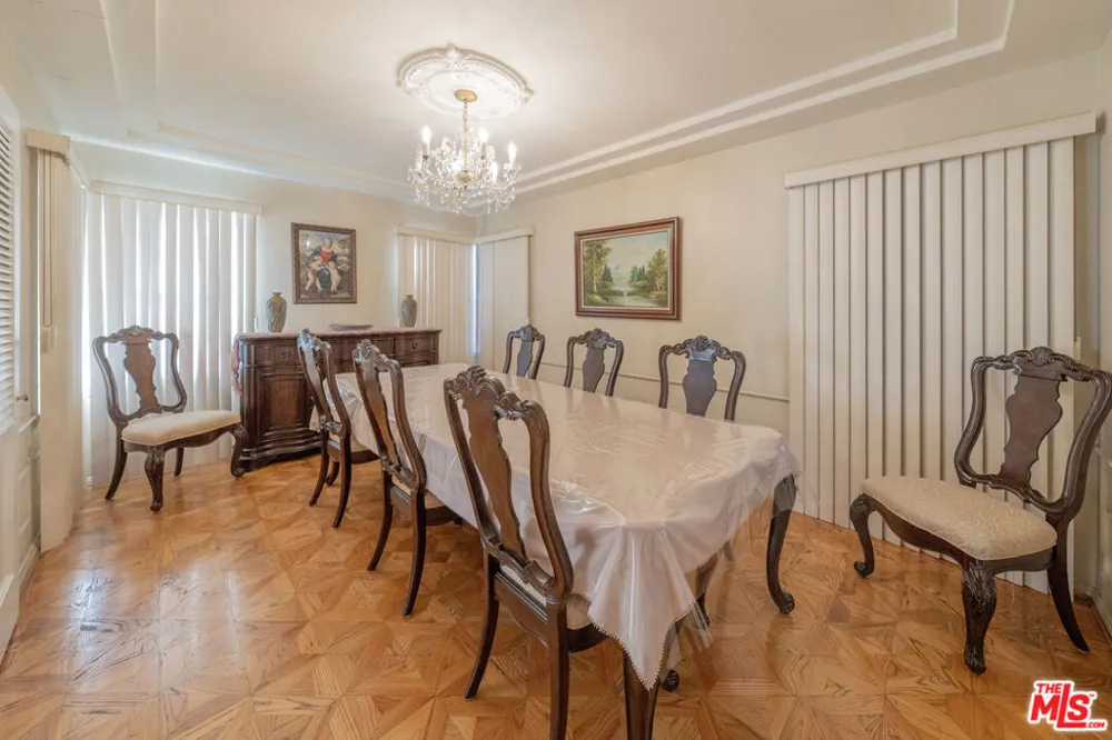 516 Crescent Heights Boulevard Los Angeles, CA 90048