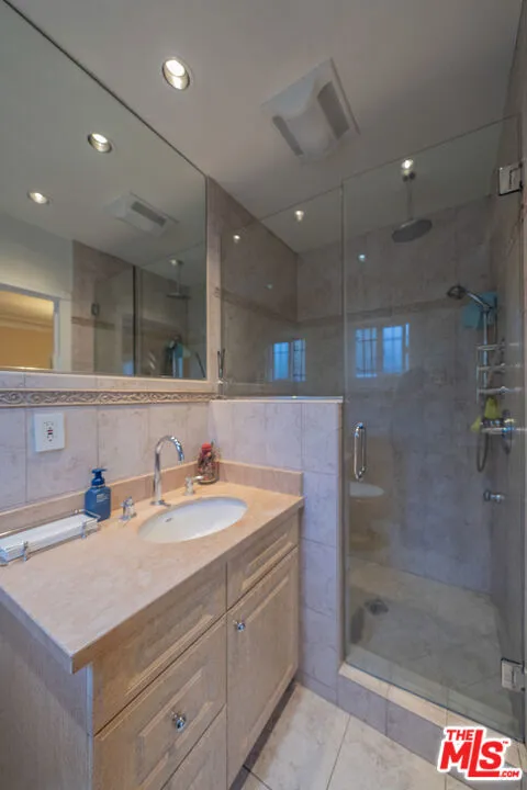 516 Crescent Heights Boulevard Los Angeles, CA 90048