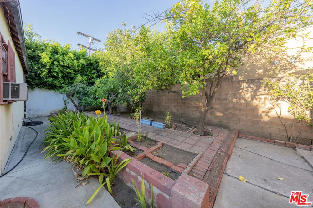 516 Crescent Heights Boulevard Los Angeles, CA 90048