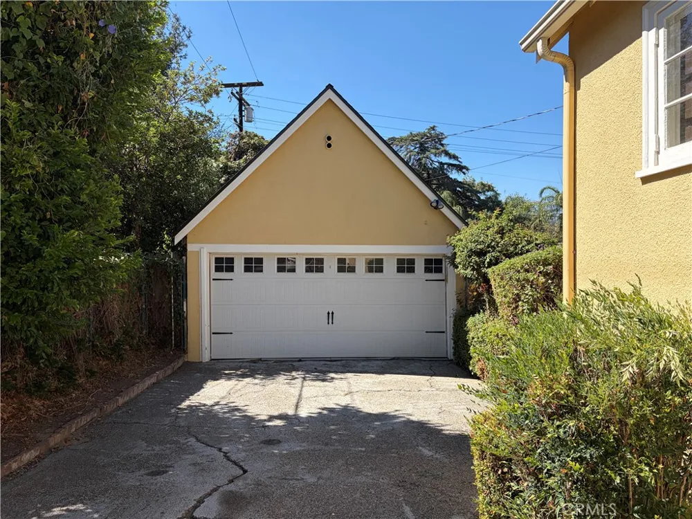 3265 Pine Street Riverside, CA 92501