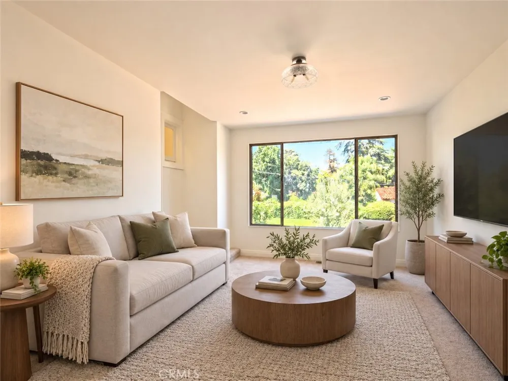 3265 Pine Street Riverside, CA 92501