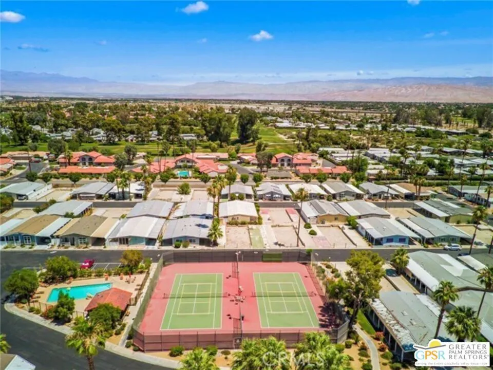 294 Juniper Drive Palm Springs, CA 92264