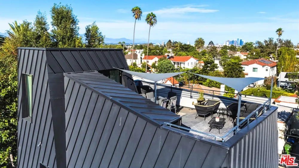 1282 S Cloverdale Avenue Los Angeles, CA 90019