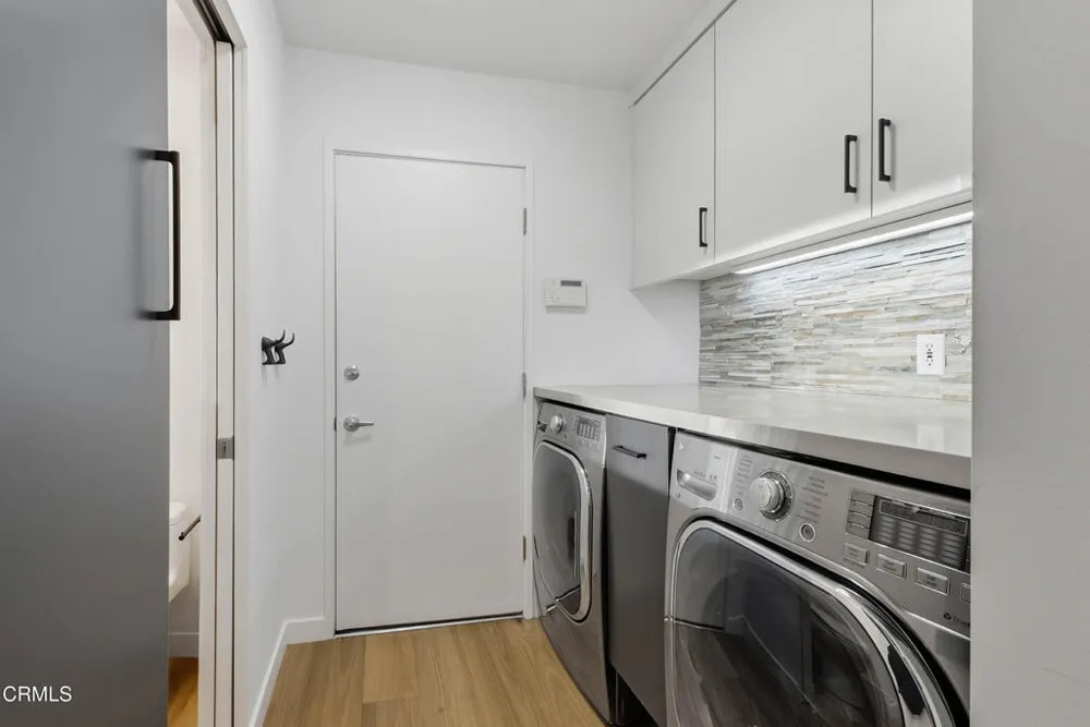 3616 E Chevy Chase Drive Glendale, CA 91206