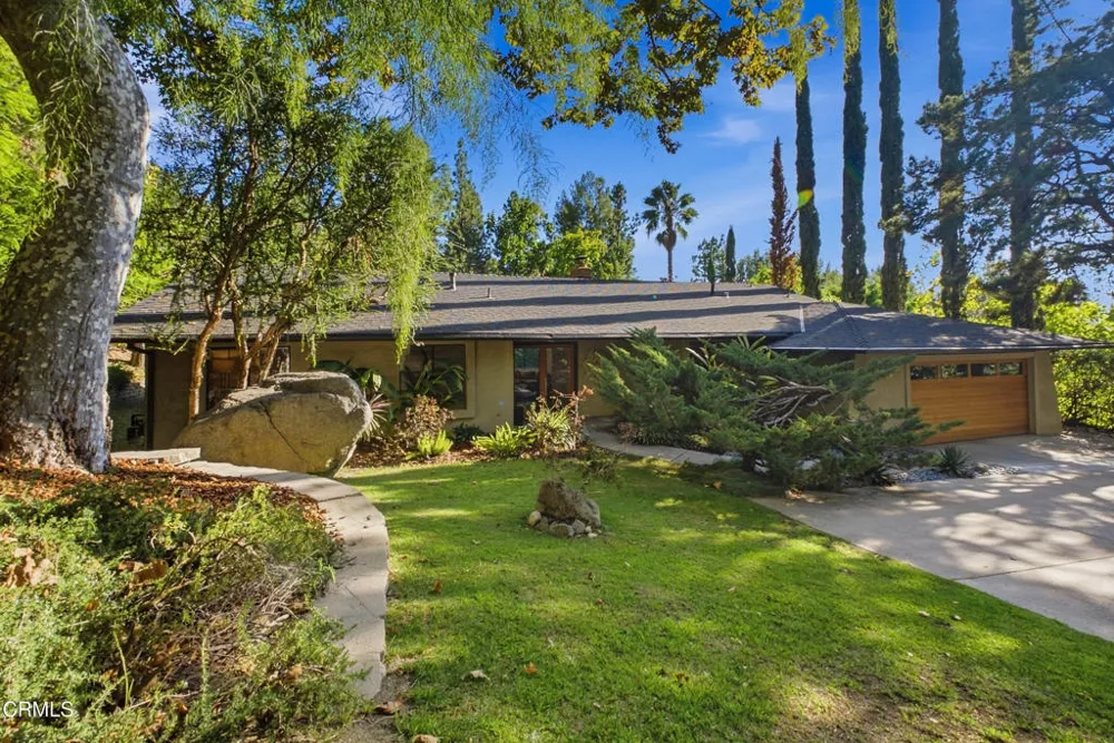 3616 E Chevy Chase Drive Glendale, CA 91206