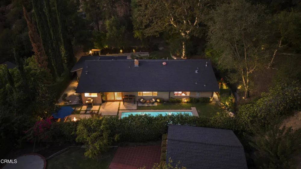 3616 E Chevy Chase Drive Glendale, CA 91206