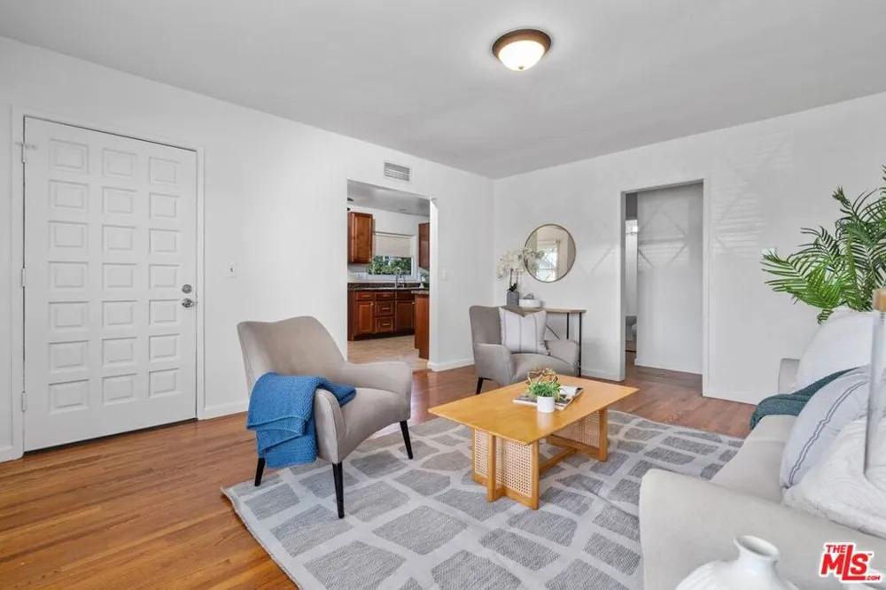 1049 Newhill Street Glendora, CA 91741